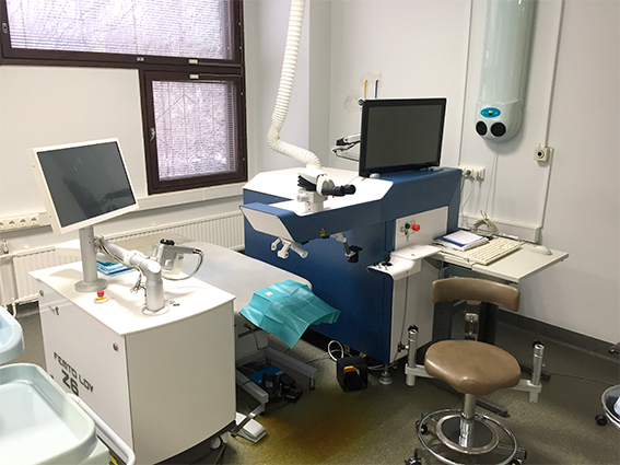 operblok15.jpg Эксимерная система Microscan Visum а также фемтосекундная установка Femto LDV Z6